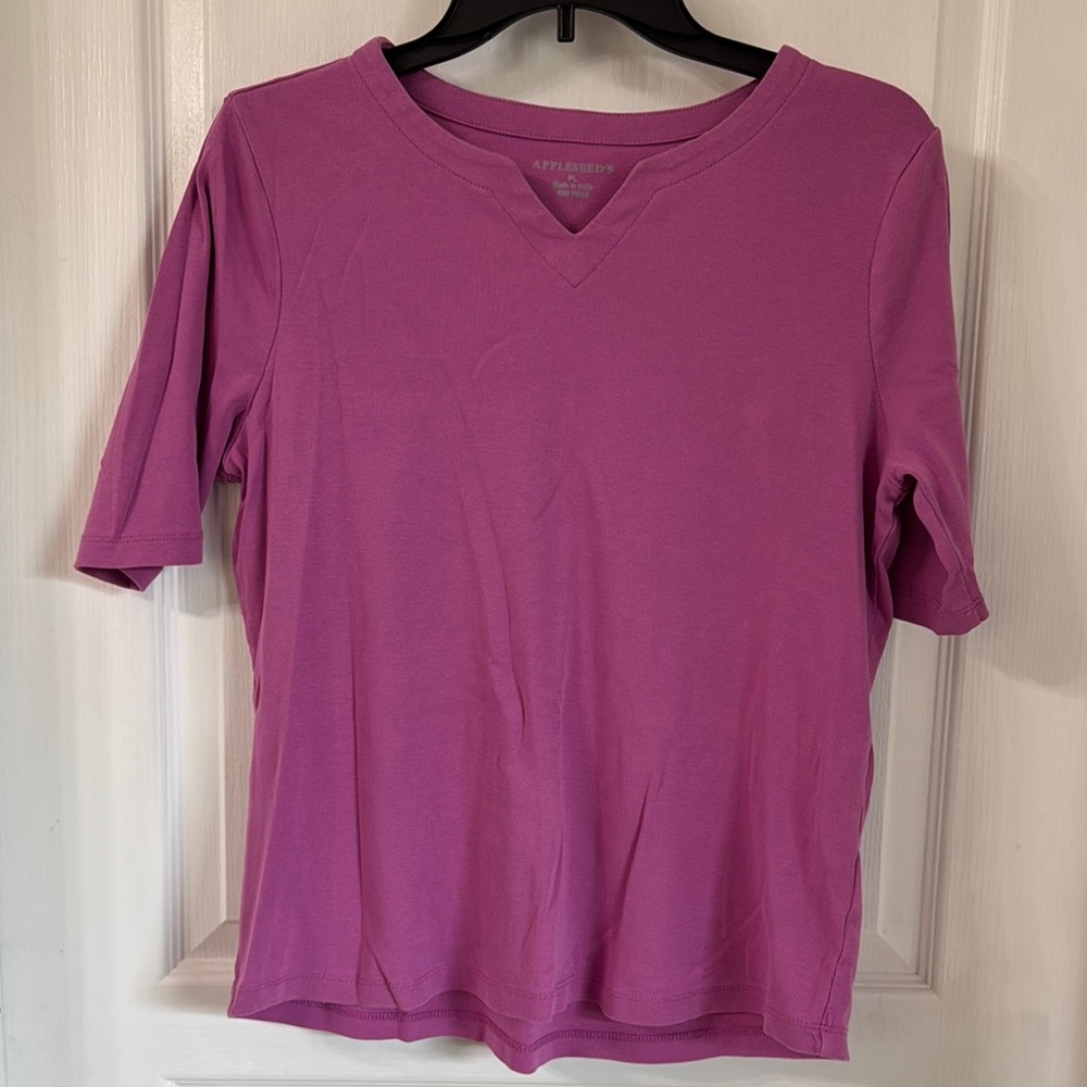 Appleseed’s Women's Pink V-Neck Top Sz PL